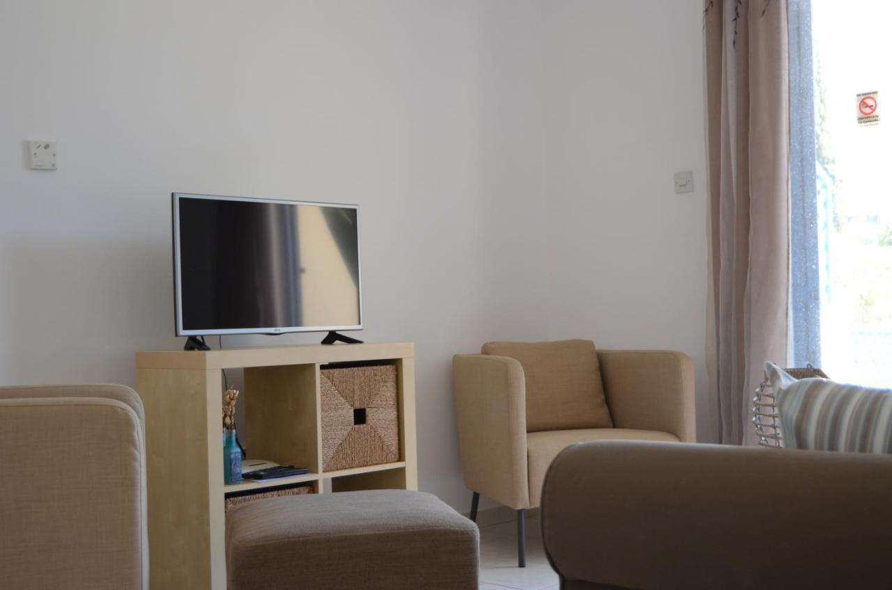 Vacation House Sanders Paphos Exteriér fotografie