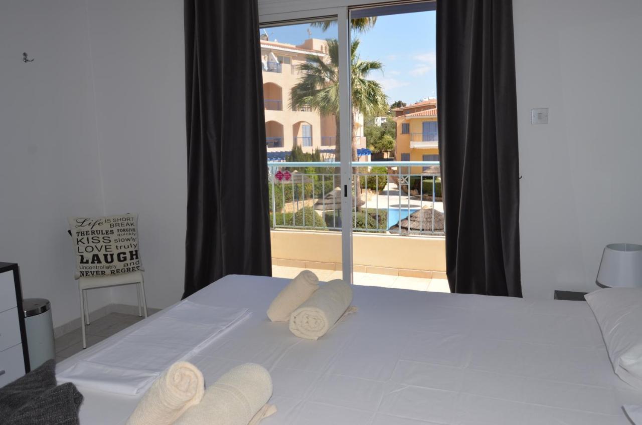 Vacation House Sanders Paphos Exteriér fotografie